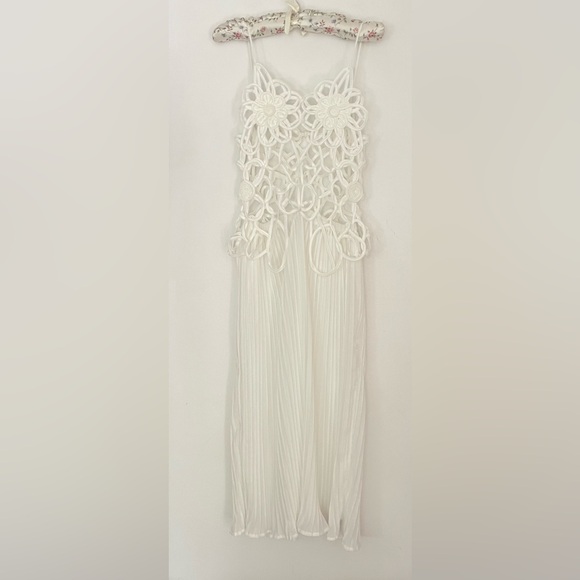 White Lace Midi Dress - Picture 7 of 7